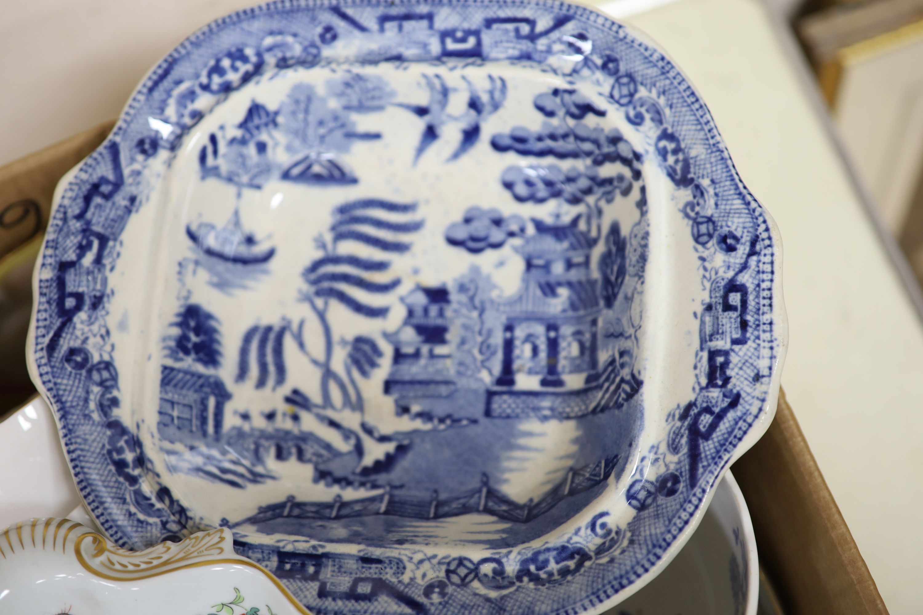 A quantity of mixed ceramics